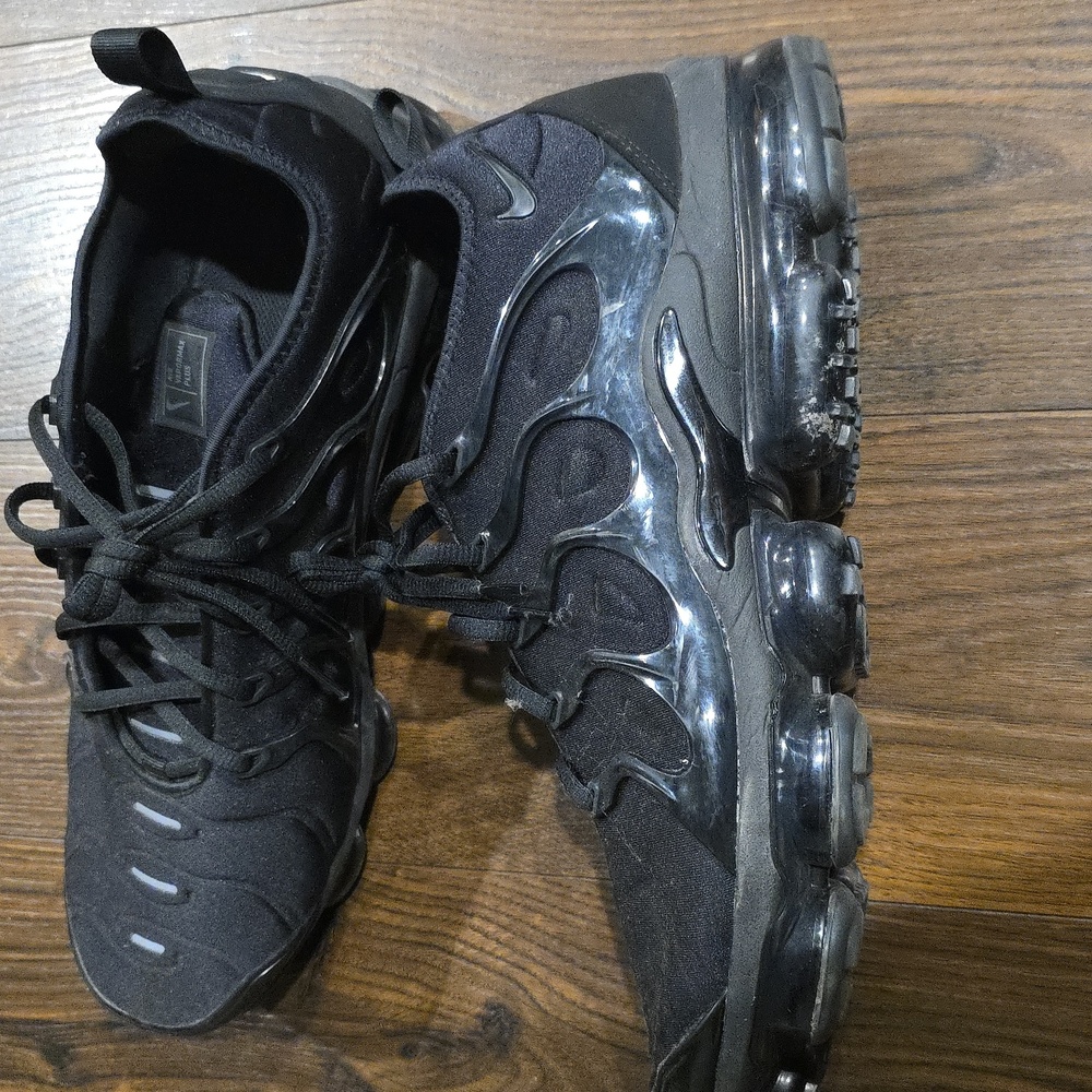 Men's In Good Condition Size 13 NIKE VAPORMAX. - Picture 8 of 12